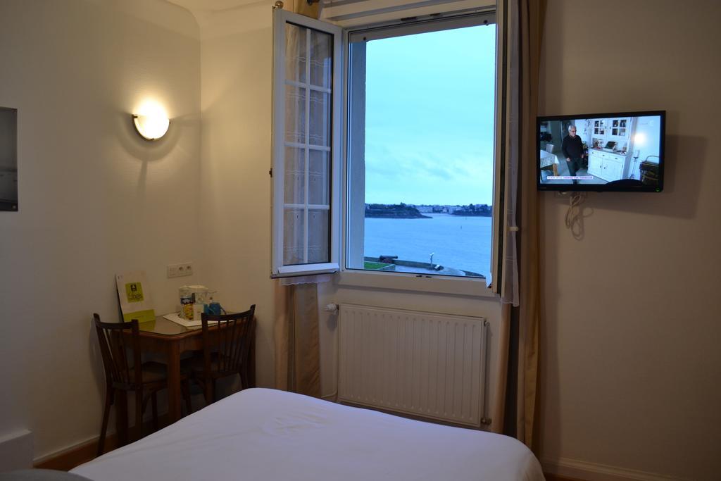 Hotel La Porte Saint Pierre-Logis Hotel Intra Muros Екстериор снимка