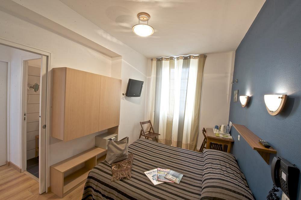 Hotel La Porte Saint Pierre-Logis Hotel Intra Muros Екстериор снимка